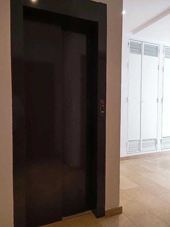 Apartamentos Wayteko Alicante Esterno foto