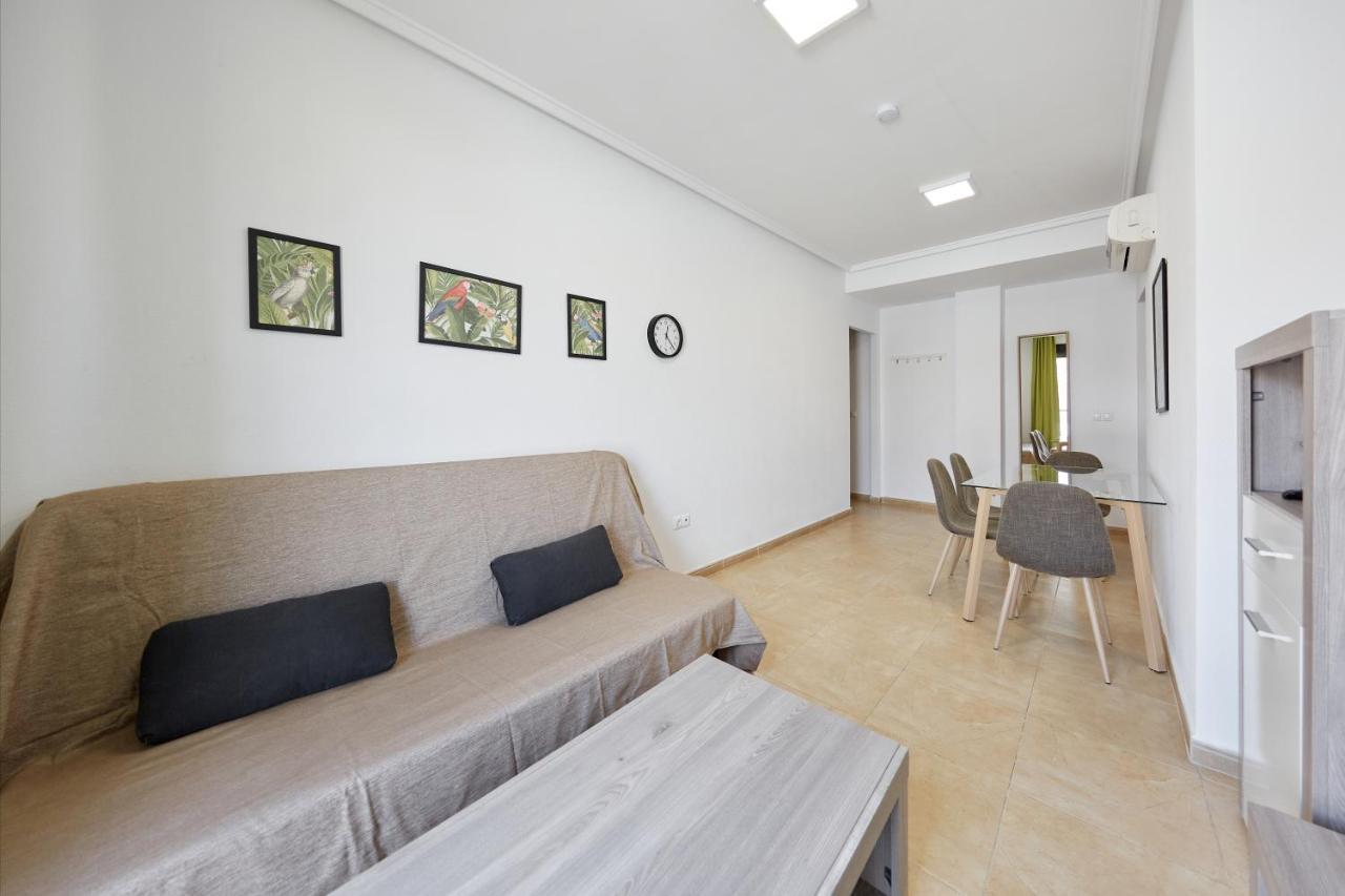 Apartamentos Wayteko Alicante Esterno foto