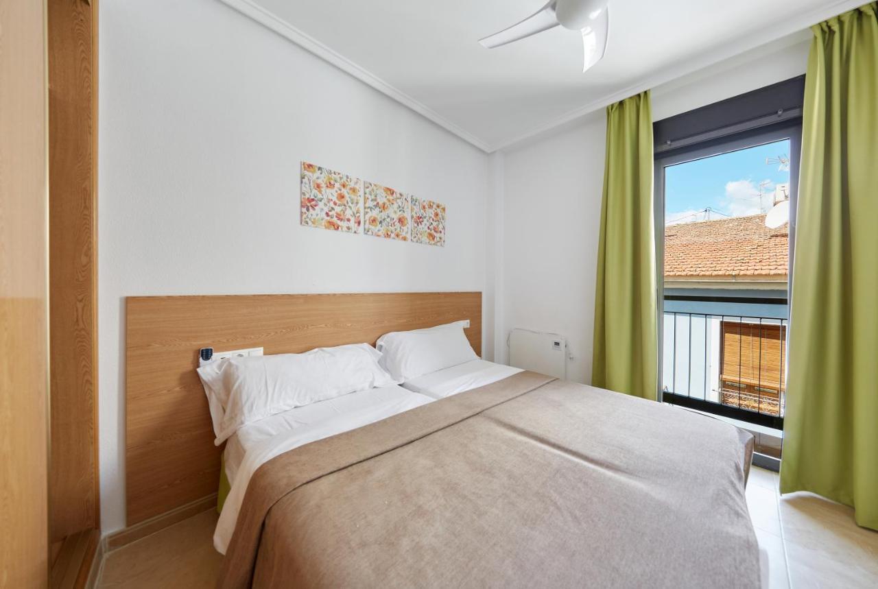 Apartamentos Wayteko Alicante Esterno foto