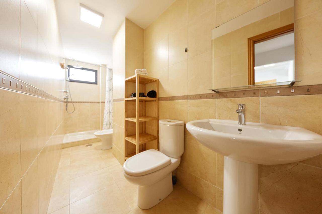Apartamentos Wayteko Alicante Esterno foto