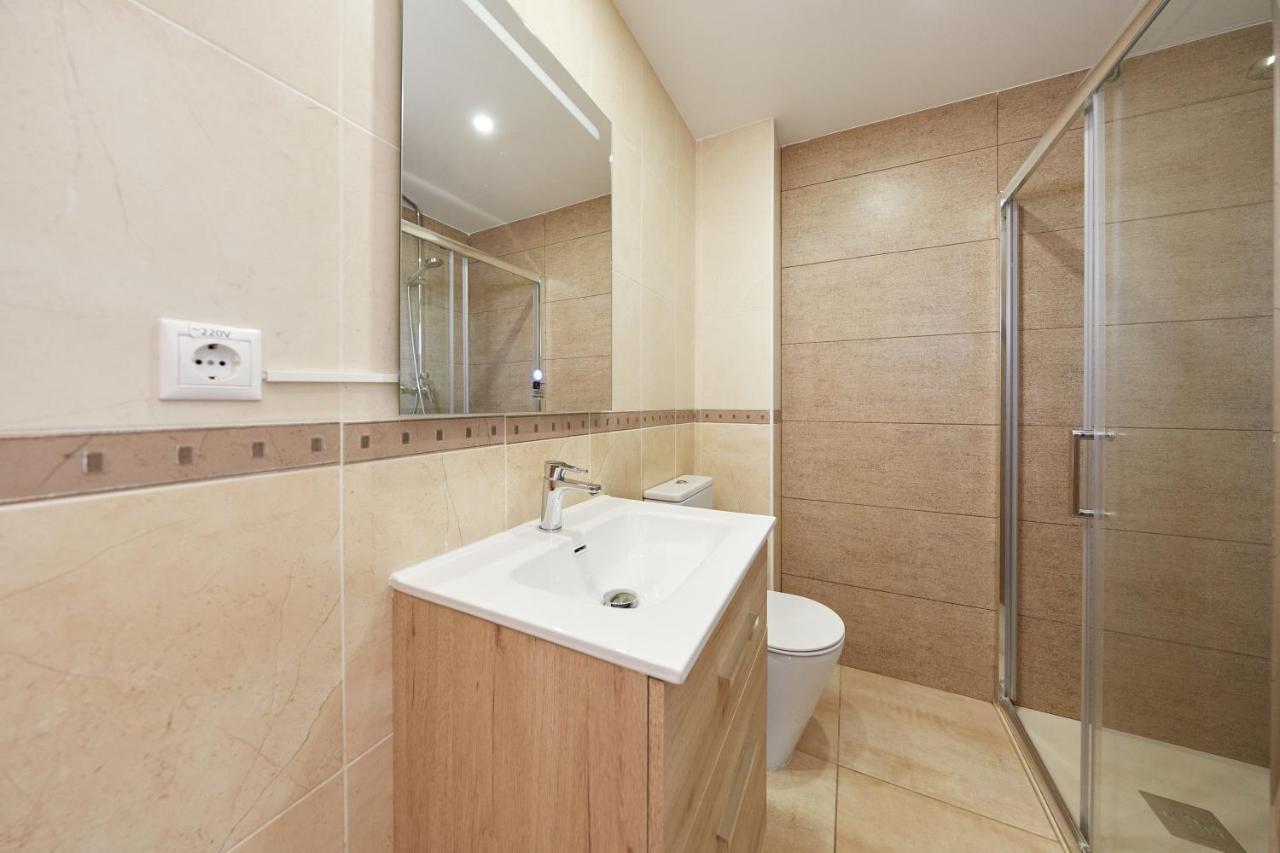 Apartamentos Wayteko Alicante Esterno foto