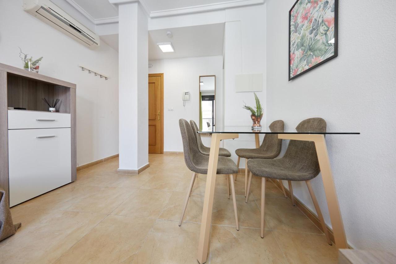 Apartamentos Wayteko Alicante Esterno foto